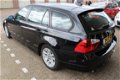 BMW 3-serie Touring - 318i Business Line * Incl. Airco / Leder pakket - 1 - Thumbnail