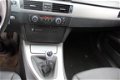 BMW 3-serie Touring - 318i Business Line * Incl. Airco / Leder pakket - 1 - Thumbnail