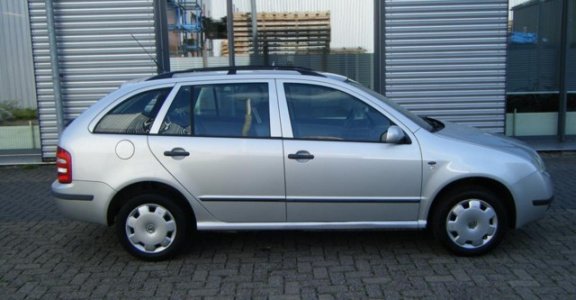 Skoda Fabia Combi - 1.4 68pk - 1