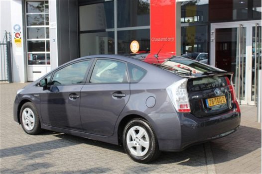 Toyota Prius - 1.8 Comfort | Head Up display | Cruise & Climate Control | Parkeersensors V&A | Deale - 1