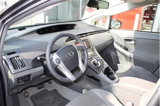 Toyota Prius - 1.8 Comfort | Head Up display | Cruise & Climate Control | Parkeersensors V&A | Deale - 1