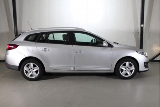 Renault Mégane Estate - 1.5 dCi*Ex Defensie*NAVI*PDC*CRUISE*A/C*LED - 1