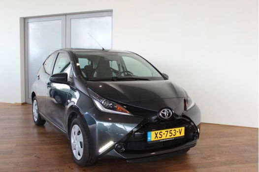 Toyota Aygo - 1.0 VVT-i x-fun*AIRCO*CRUISE*USB*LED*11dKM - 1