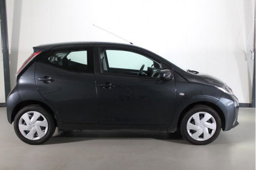 Toyota Aygo - 1.0 VVT-i x-fun*AIRCO*CRUISE*USB*LED*11dKM - 1