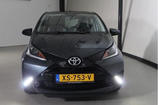 Toyota Aygo - 1.0 VVT-i x-fun*AIRCO*CRUISE*USB*LED*11dKM - 1