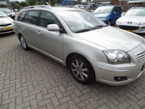 Toyota Avensis Wagon - 2.0 VVTi Luna Automaat 1e eig - 1