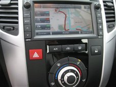 Kia Venga - 1.4 CVVT Seven airco/trekh:/cruisc:/navigatie