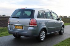 Opel Zafira - 1.8 Executive 7-Pers / Clima / Cruise / NAVI / Winterset