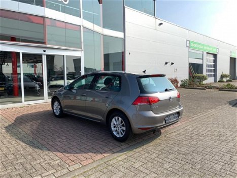 Volkswagen Golf - 1.6 TDI Trendline - 1