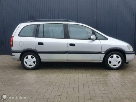 Opel Zafira - 1.8-16V Comfort NW APK 7PERS AUTOMAAT - 1