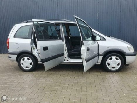 Opel Zafira - 1.8-16V Comfort NW APK 7PERS AUTOMAAT - 1