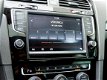 Volkswagen Golf - 1.6 TDI 5drs Highline (leer, panodak, groot navi) - 1 - Thumbnail