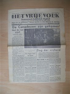 Het Vrije Volk No. 4, Dinsdag 8 mei 1945