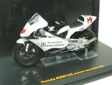 1:24 Ixo Junior Moto Honda RSW 125 2005 Alvaro Bautista #19