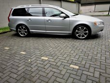 Volvo V70 - 2.0T R-Edition AUTOMAAT