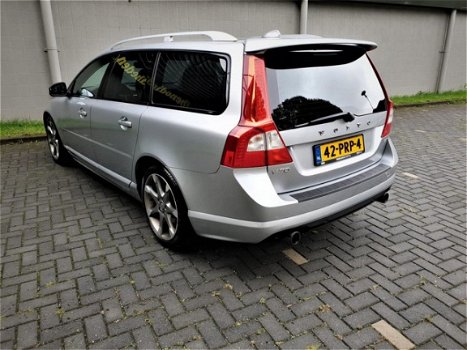 Volvo V70 - 2.0T R-Edition AUTOMAAT - 1