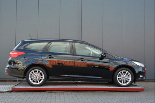 Ford Focus Wagon - 1.0 Lease Edition - 1