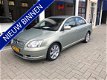 Toyota Avensis - 2.0 VVTi Executive NL AUTO / 1E EIGENAAR / NAP / TOPSTAAT / AUTOMAAT / - 1 - Thumbnail