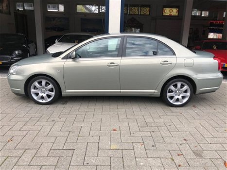 Toyota Avensis - 2.0 VVTi Executive NL AUTO / 1E EIGENAAR / NAP / TOPSTAAT / AUTOMAAT / - 1