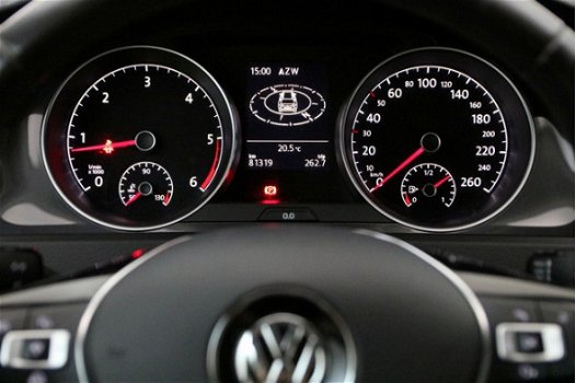 Volkswagen Golf Variant - 1.6 TDI 115pk Comfortline Executive | Navigatie | Trekhaak - 1