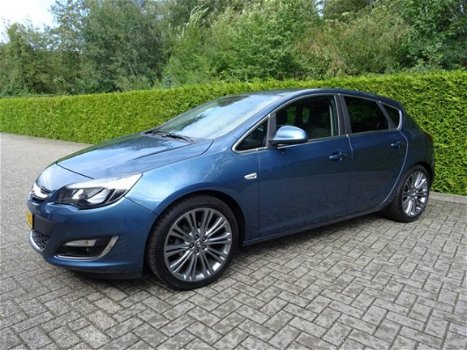 Opel Astra - 1.4 TURBO 120PK SPORT CLIMA NAVI PDC BLUETOOHT AGR - 1