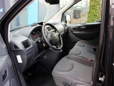 Toyota ProAce - 1.6D L2H1 Aspiration Airco Cruise FM-Navi 3 Pers - 1