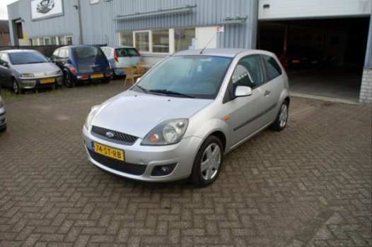 Ford Fiesta - 1.3-8V Futura Airco - NIEUWE KOPPELING - APK tot 21-02-2021 - 1