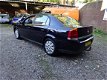 Opel Vectra - 1.8-16V Elegance - 1 - Thumbnail