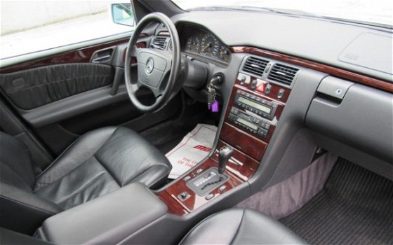 Mercedes-Benz E-klasse - 230 Avantgarde Elegance leder memory dak climate - 1