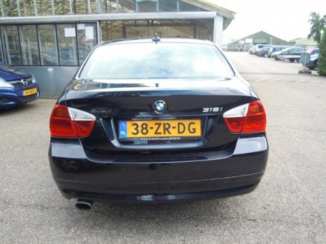 BMW 3-serie - 318i Business Line - 1