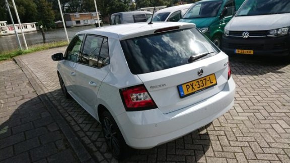 Skoda Fabia - 1.0 TSI Drive Navigatie / PDC/ DAB - 1