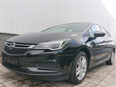 Opel Astra Sports Tourer - 1.0T 105PK Online Edition | Navi | PDC Voor+Achter | Camera | All Season - 1