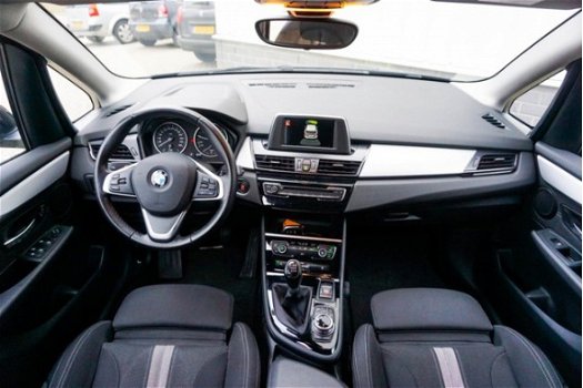 BMW 2-serie Active Tourer - 218i Centennial Executive 2016 Nieuwstaat Led koplampen - 1