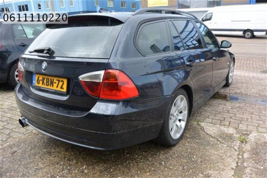 BMW 3-serie Touring - 320d pano , leer , autom - 1