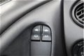 Ford Focus - 1.6-16V Collection meeneemprijs, airco, radio cd speler, elektrische ramen, lichtmetale - 1 - Thumbnail