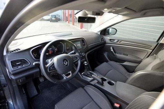 Renault Mégane - 1.2 TCe Zen 130PK NAVI/CLIMA - 1