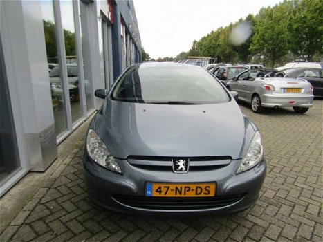 Peugeot 307 - CC 2.0 16V - 1