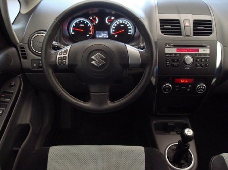 Suzuki SX4 - 1.6i-16V 120pk 5D. Limited 22dkm AC+ECC|LMV|ESP|Winterwielen|Audio|Keyless Entry - 1