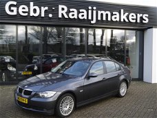 BMW 3-serie - 320i Sedan *Airco* Export