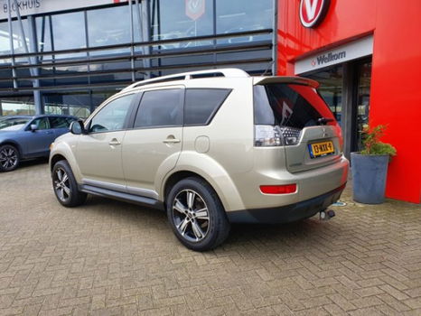 Mitsubishi Outlander - 2.4 Inspire 2WD Special Edition Trekhaak 1600KG Trekgewicht - 1