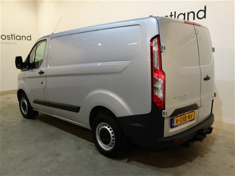 Ford Transit Custom - 2.0 TDCI 105 PK L1H1 / Airco / Trekhaak 2.350 KG / 3 zitplaatsen / Fabrieksgar - 1