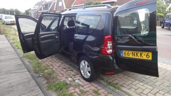 Dacia Logan MCV - Nieuwe Distributie 1.6 Blackline - 1