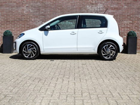 Volkswagen Up! - 1.0 BMT move up 60PK PDC achter, 15