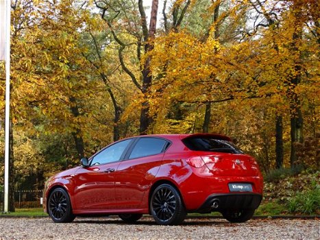 Alfa Romeo Giulietta - 1.4 Turbo 150PK Sportstoelen Pack/Carbon/Nieuwstaat - 1