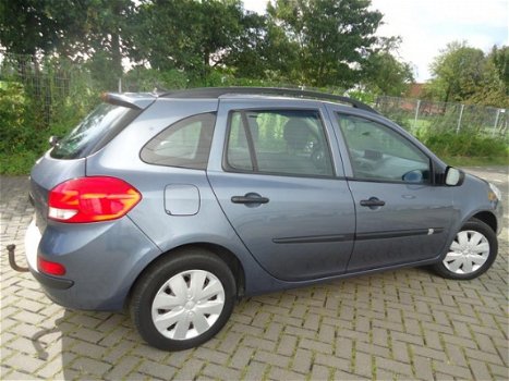 Renault Clio Estate - 1.2 TCE Special Line - 1E EIGENAAR - NAVI - 1