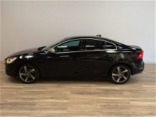 Volvo S60 - 1.6 T4 R-Design 180PK / AUTOMAAT / LEDER /