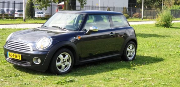 Mini Mini Cooper - 1.6 Super mooi auto nieuwe apk airco elekramen stuurbkr Cruis control cv op - 1