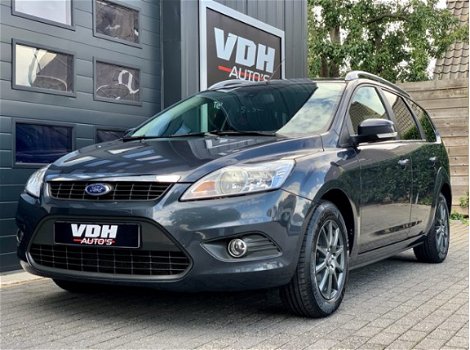 Ford Focus Wagon - 1.6 AIRCO - EL PAKKET - AFN TREKHAAK - LMV - 1