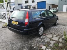 Ford Mondeo Wagon - 1.8-16V Champion