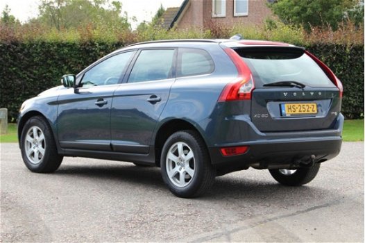 Volvo XC60 - 5 cilinder D3 163 PK FWD Summum - 1